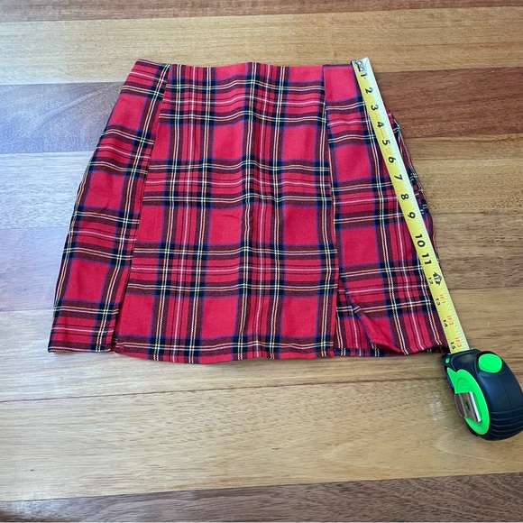 Pleated Plaid Pencil Mini Skirt in Red, Black, White, Blue and Yellow NWOT - Picture 8 of 8